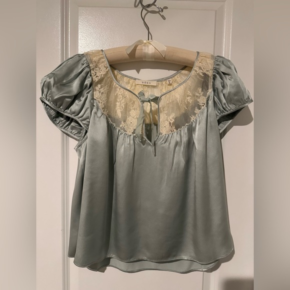 Doen Camri Top in Dusty Blue - Picture 2 of 8